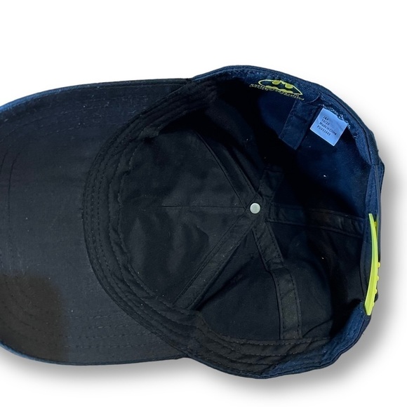 Youth Batman Hat Gray Yellow Black Embroidered Logo Snap Back - OSFM - Picture 6 of 6